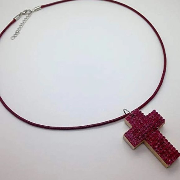 Wooden Beaded Cross Necklace - Pink handmade handcrafted - Picture 4 of 5